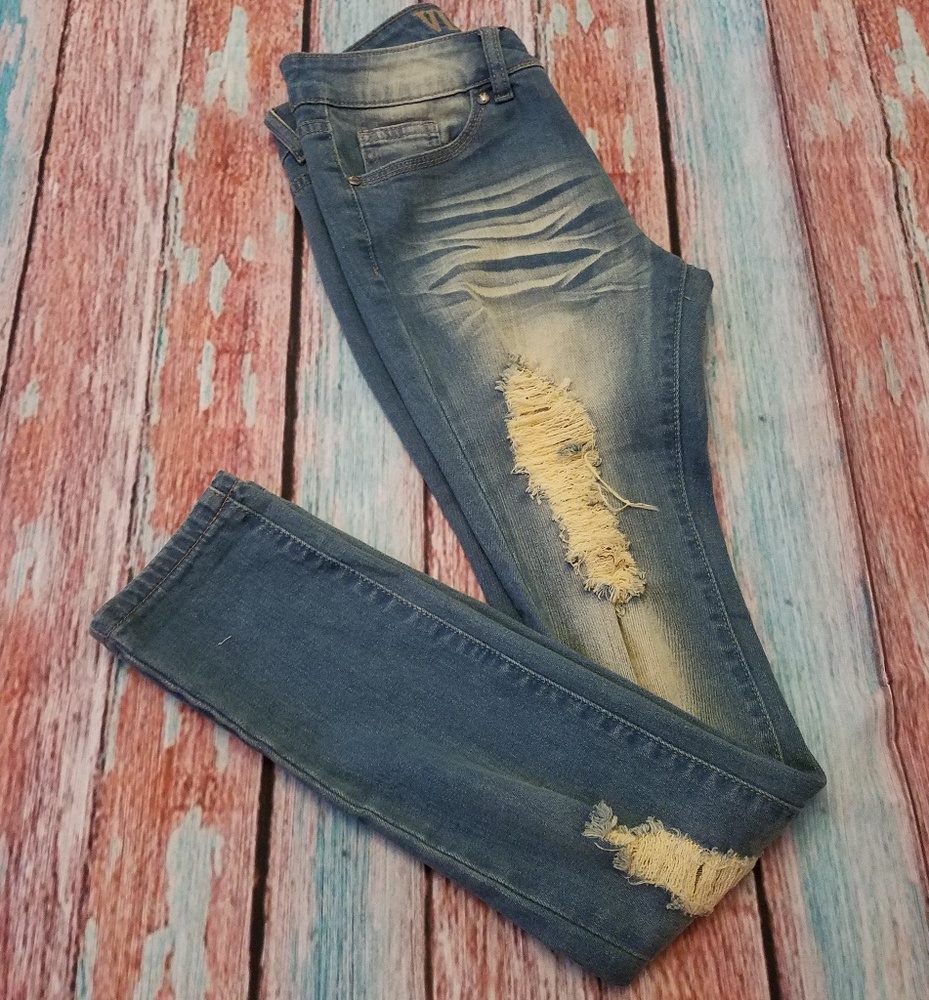 Distressed VIP Jeans